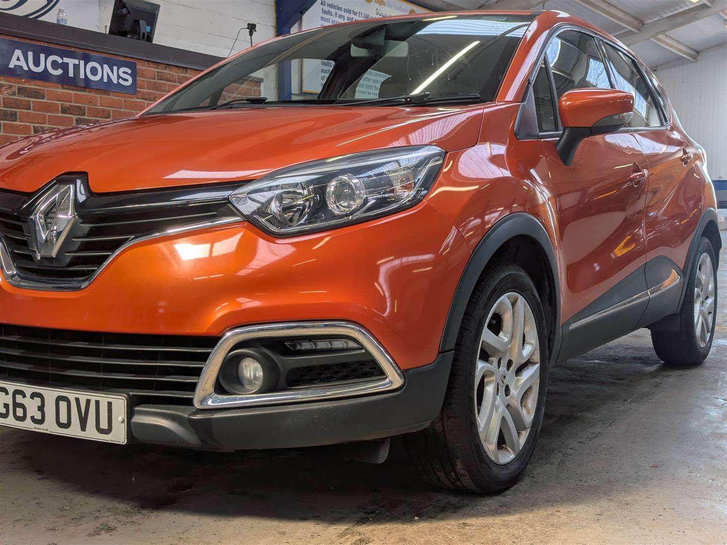 <p>2013 RENAULT CAPTUR D-QUE M-NAV NRG TC</p>