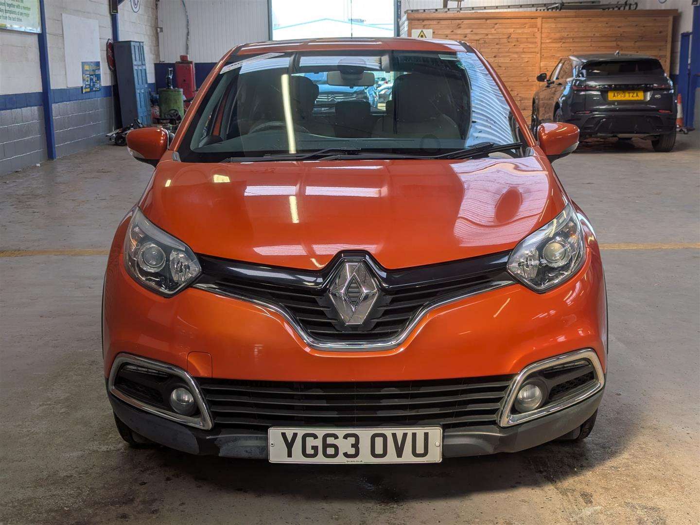 <p>2013 RENAULT CAPTUR D-QUE M-NAV NRG TC</p>