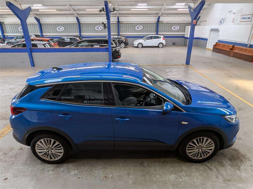 <p>2020 VAUXHALL GRANDLAND X BUSINSS ED NA</p>