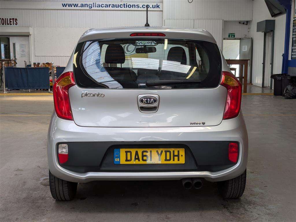 <p>2012 KIA PICANTO 1</p>