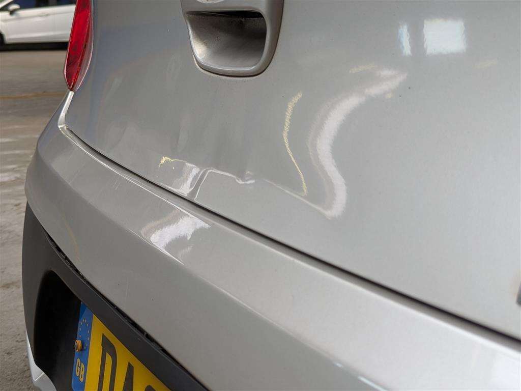 <p>2012 KIA PICANTO 1</p>
