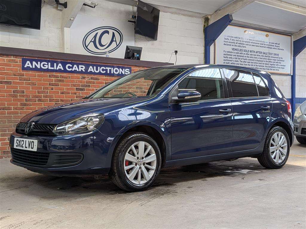 <p>2012 VOLKSWAGEN GOLF MATCH TDI DSG</p>