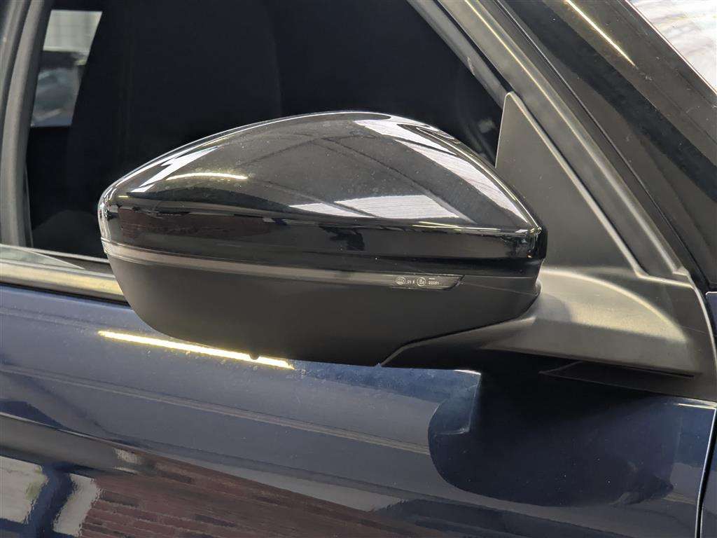 <p>2020 VAUXHALL CORSA SRI PREMIUM TURBO</p>
