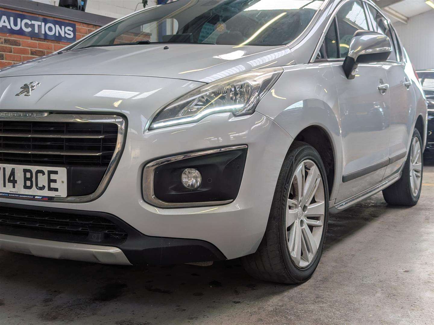 <p>2014 PEUGEOT 3008 ALLURE HDI</p>