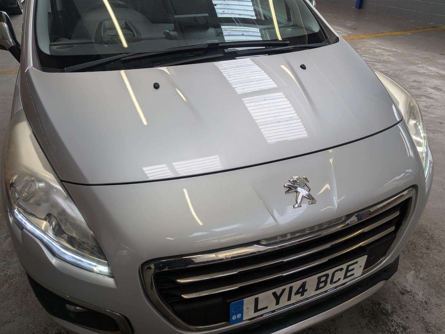 <p>2014 PEUGEOT 3008 ALLURE HDI</p>