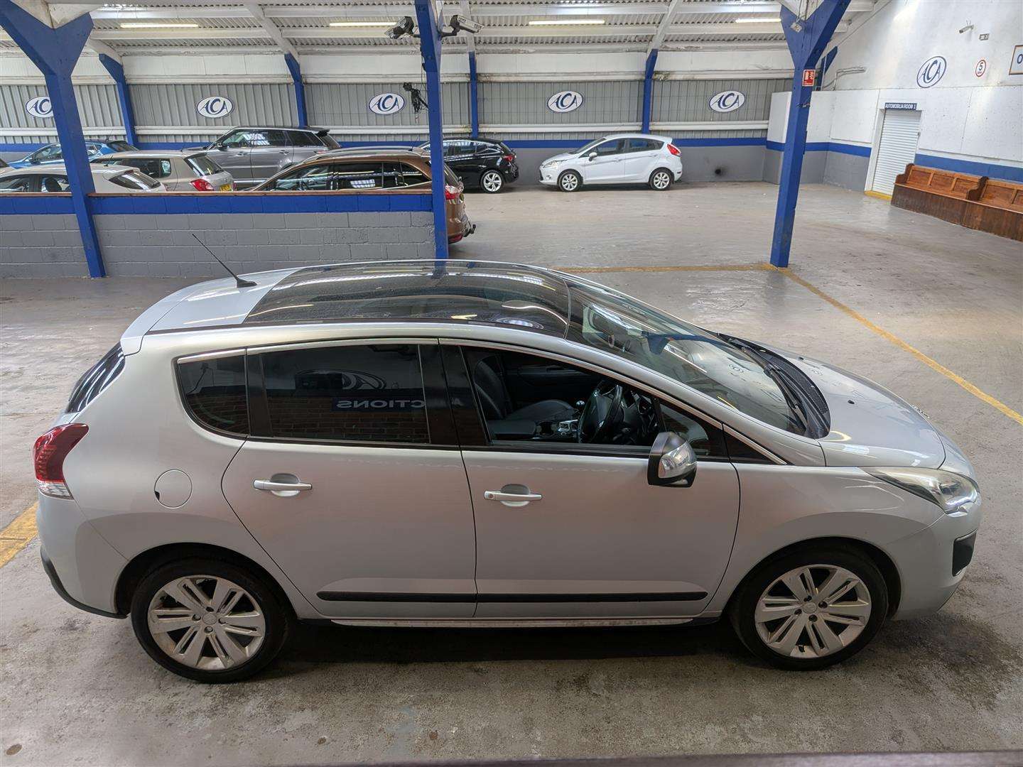 <p>2014 PEUGEOT 3008 ALLURE HDI</p>