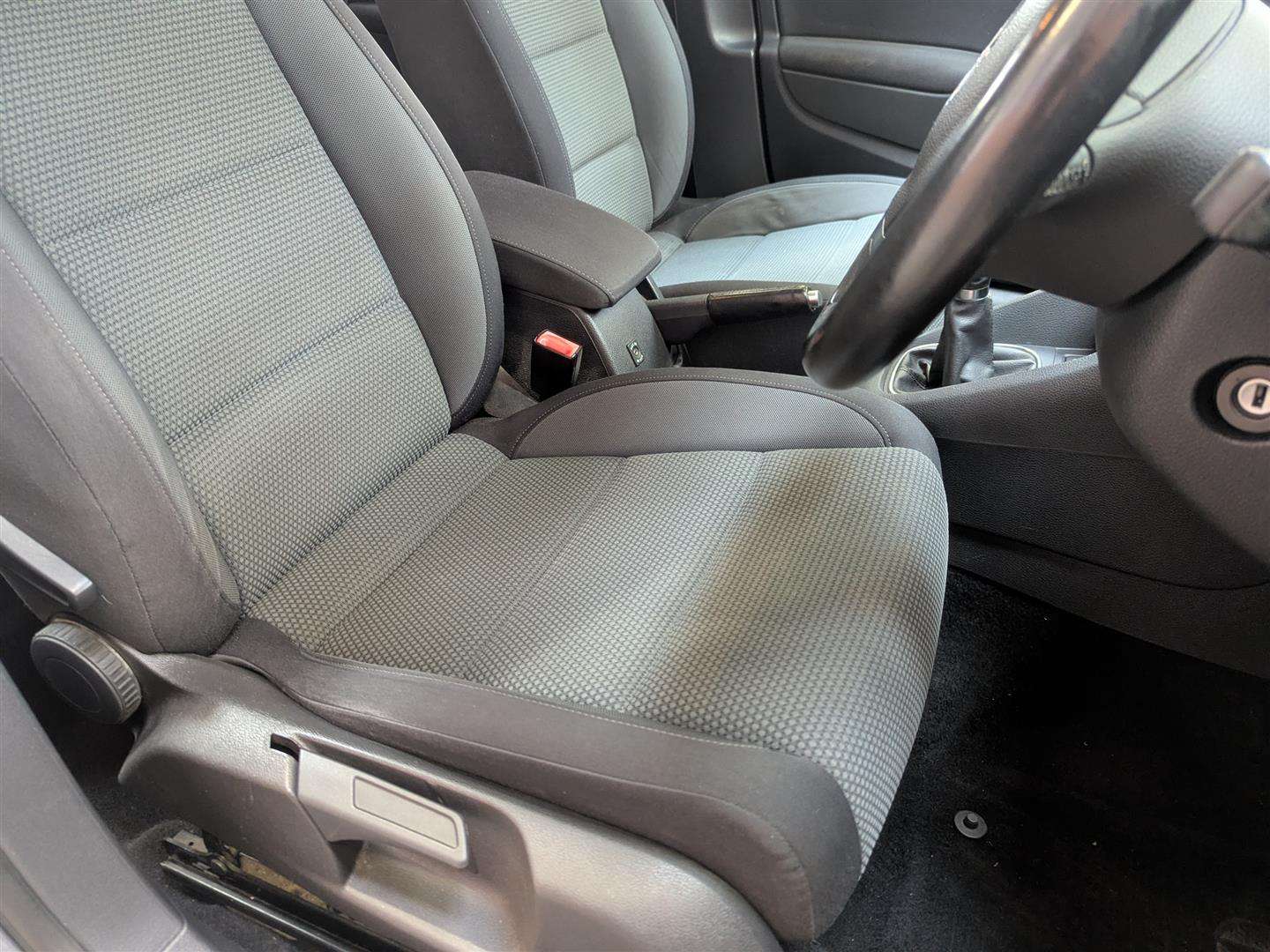 <p>2012 VOLKSWAGEN GOLF MATCH TDI</p>