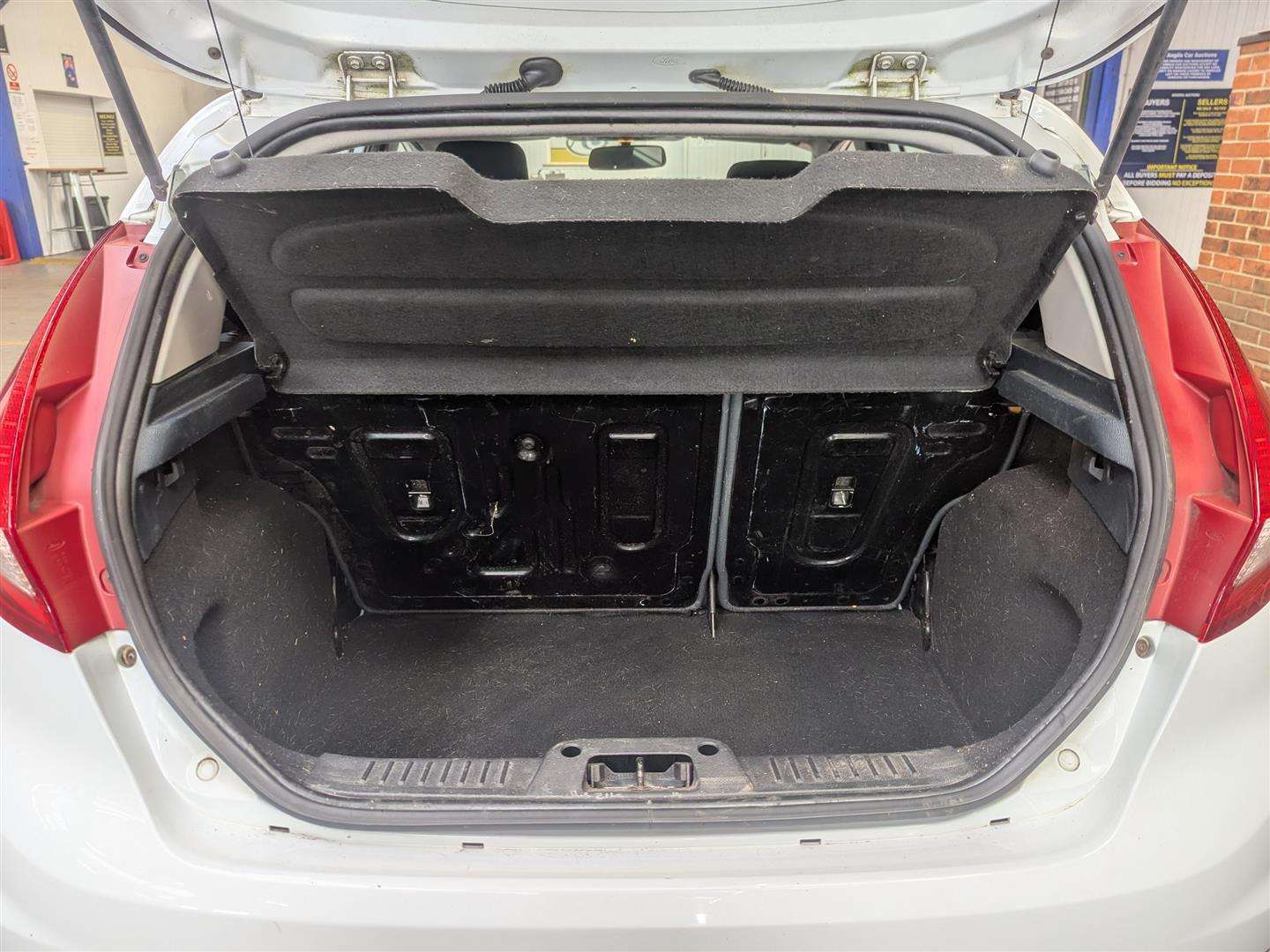 <p>2011 FORD FIESTA ZETEC TDCI</p>