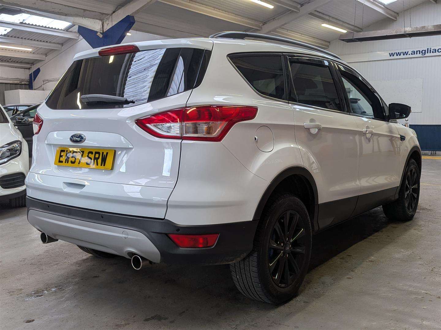 <p>2016 FORD KUGA TITANIUM TDCI 4X4 AUTO</p>