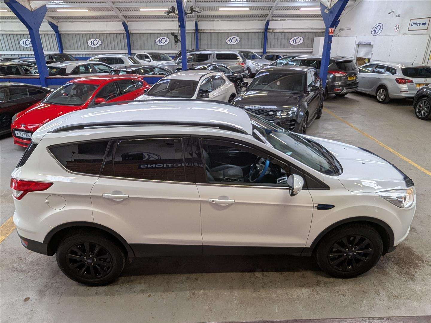 <p>2016 FORD KUGA TITANIUM TDCI 4X4 AUTO</p>