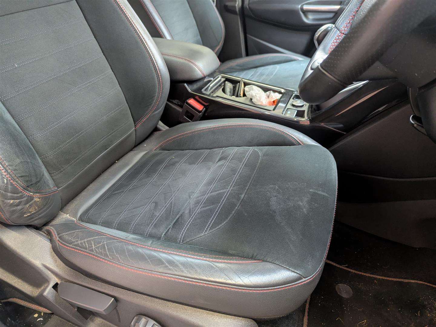<p>2019 FORD KUGA ST-LINE EDITION TDCI</p>