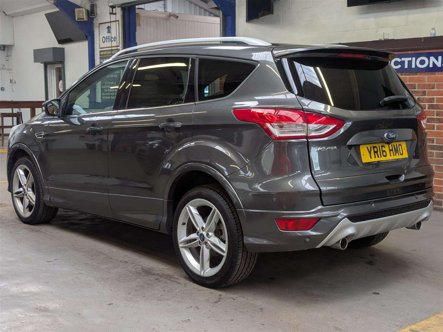 <p>2016 FORD KUGA TITANIUM X SPORT TDC</p>