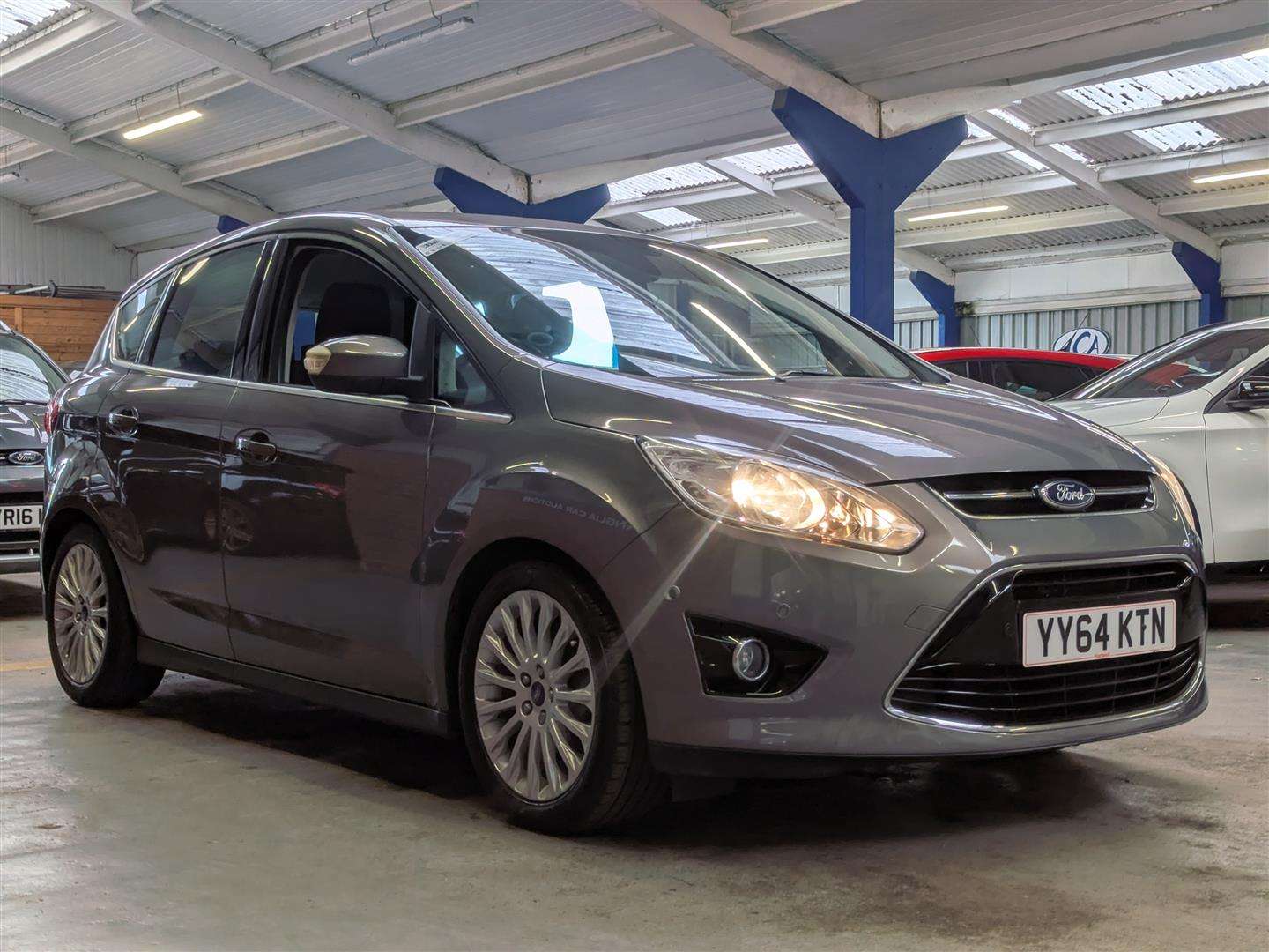 <p>2014 FORD C-MAX TITANIUM TURBO</p>