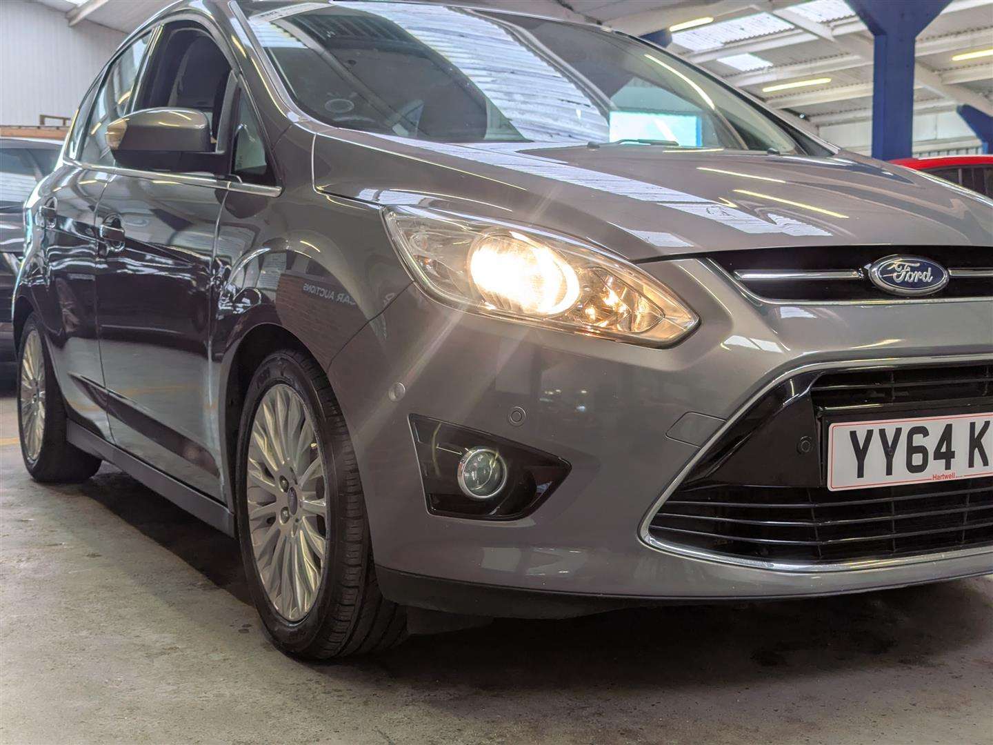 <p>2014 FORD C-MAX TITANIUM TURBO</p>