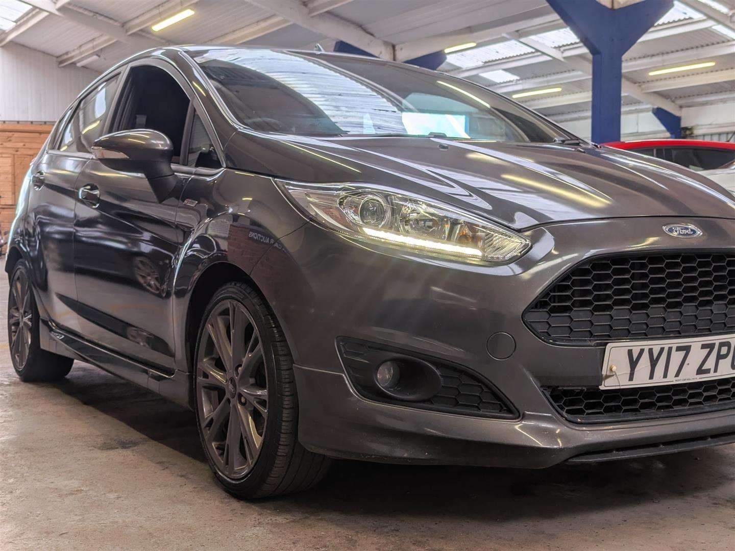 <p>2017 FORD FIESTA ST-LINE</p>