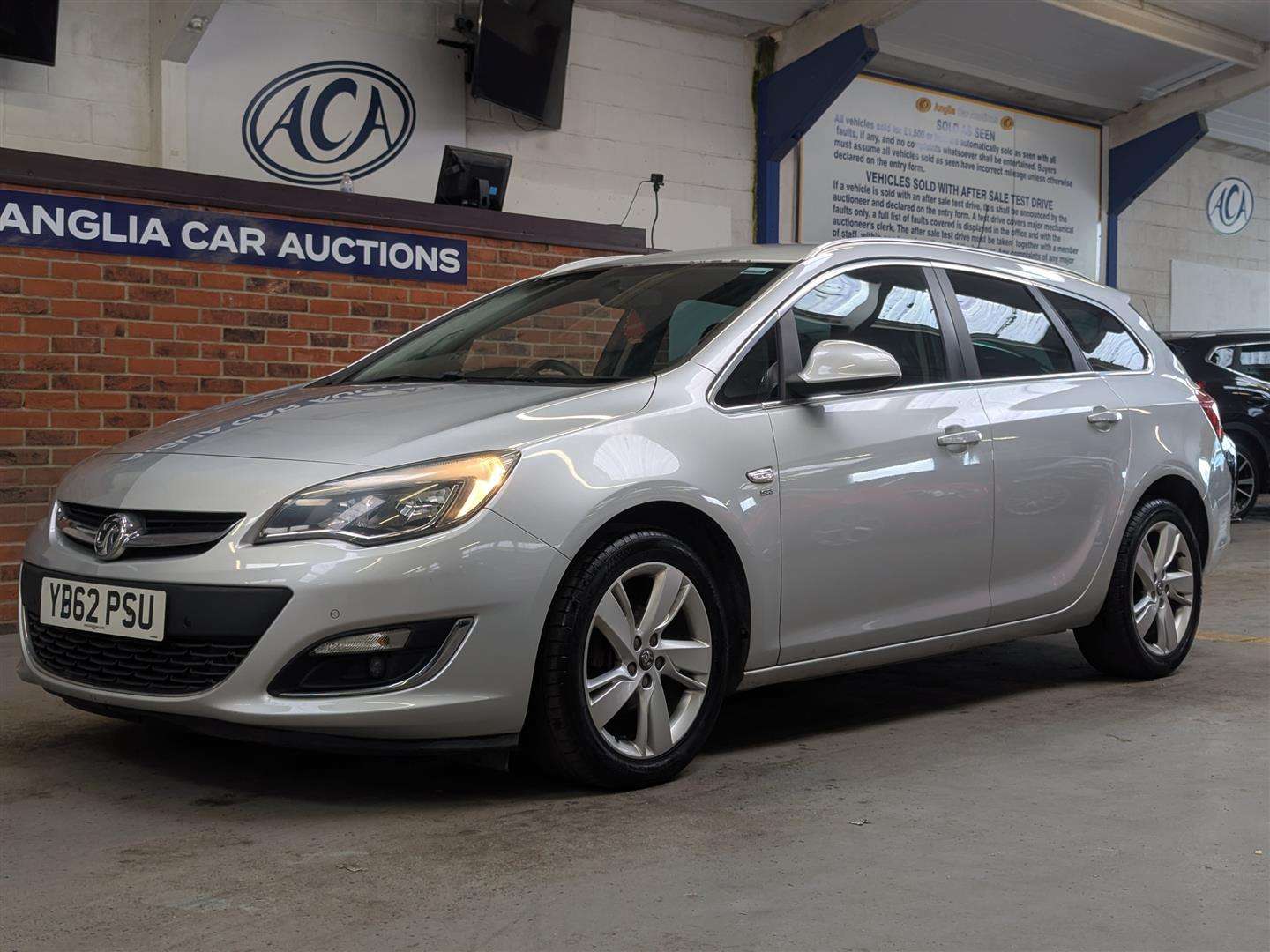<p>2013 VAUXHALL ASTRA SRI</p>