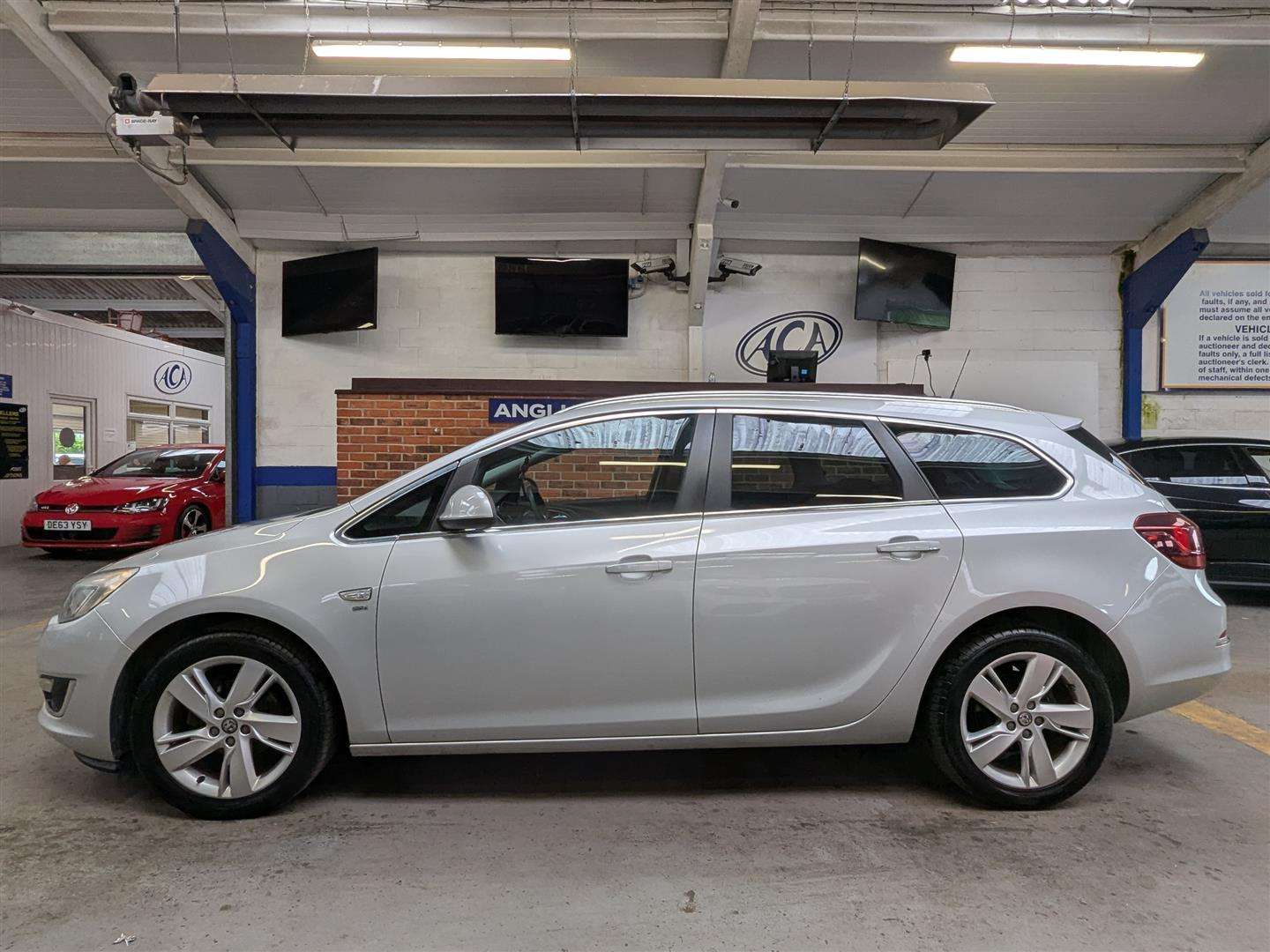 <p>2013 VAUXHALL ASTRA SRI</p>
