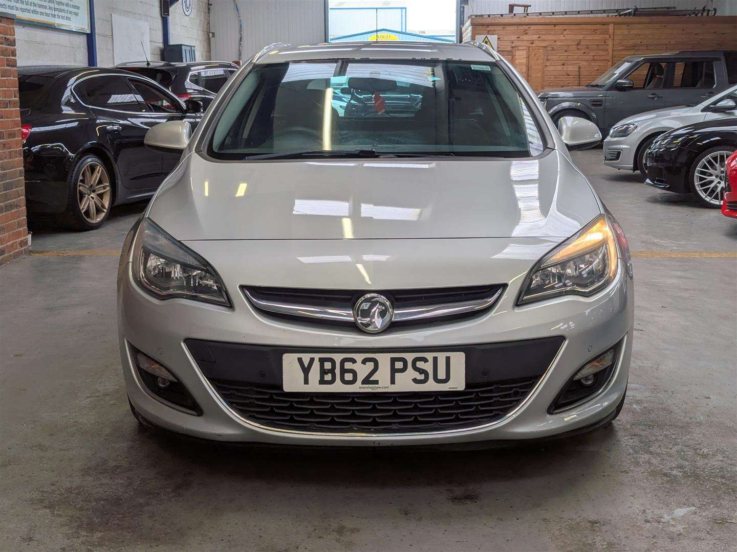 <p>2013 VAUXHALL ASTRA SRI</p>