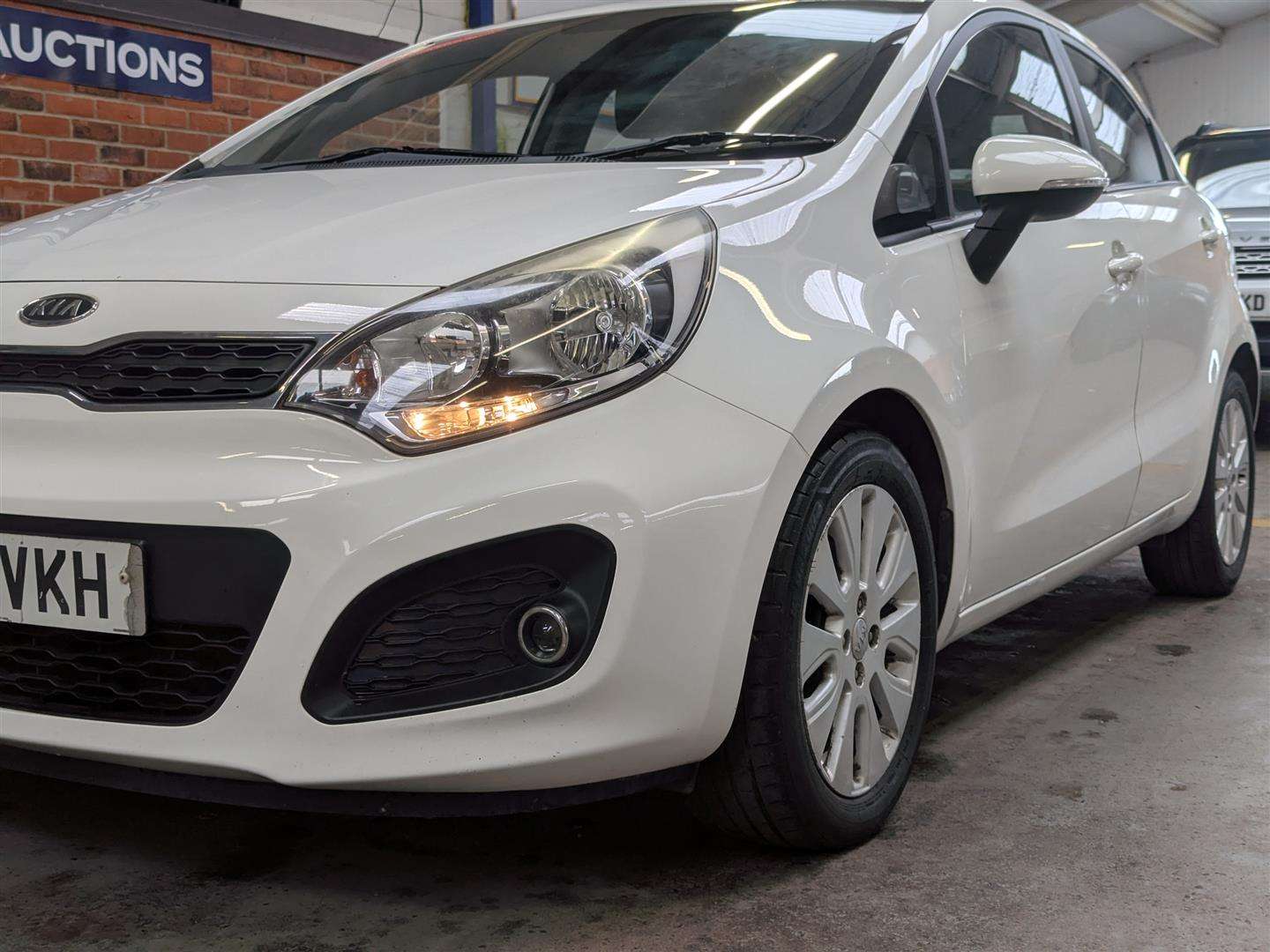 <p>2012 KIA RIO 2</p>