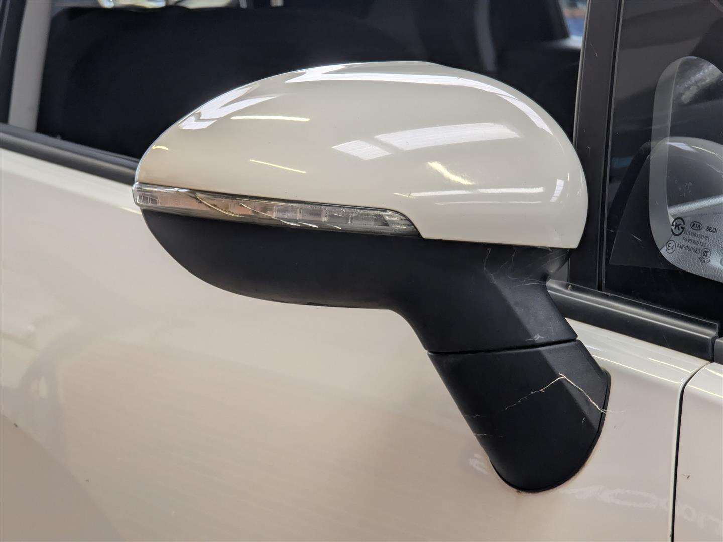 <p>2012 KIA RIO 2</p>