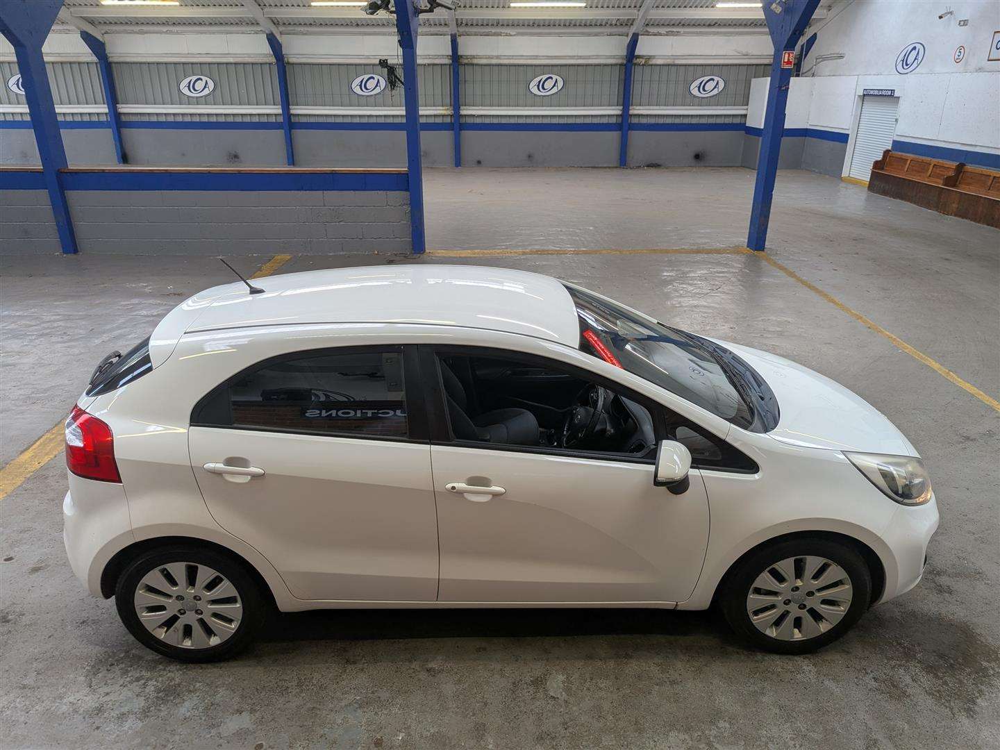 <p>2012 KIA RIO 2</p>