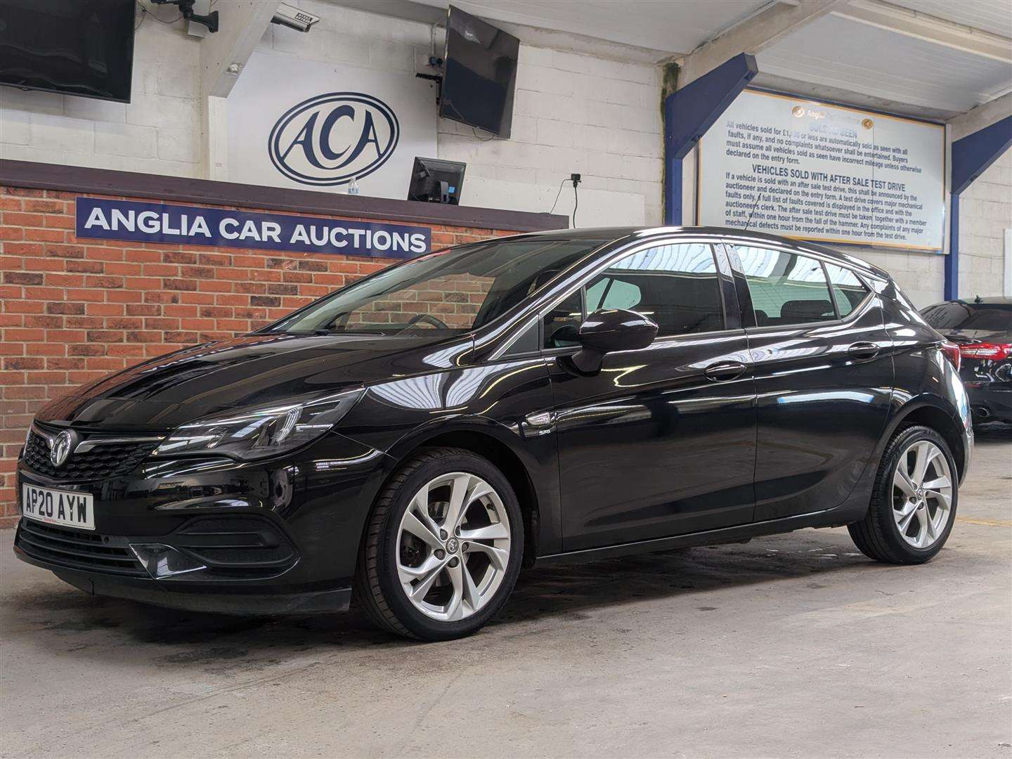 <p>2020 VAUXHALL ASTRA SRI TURBO</p>