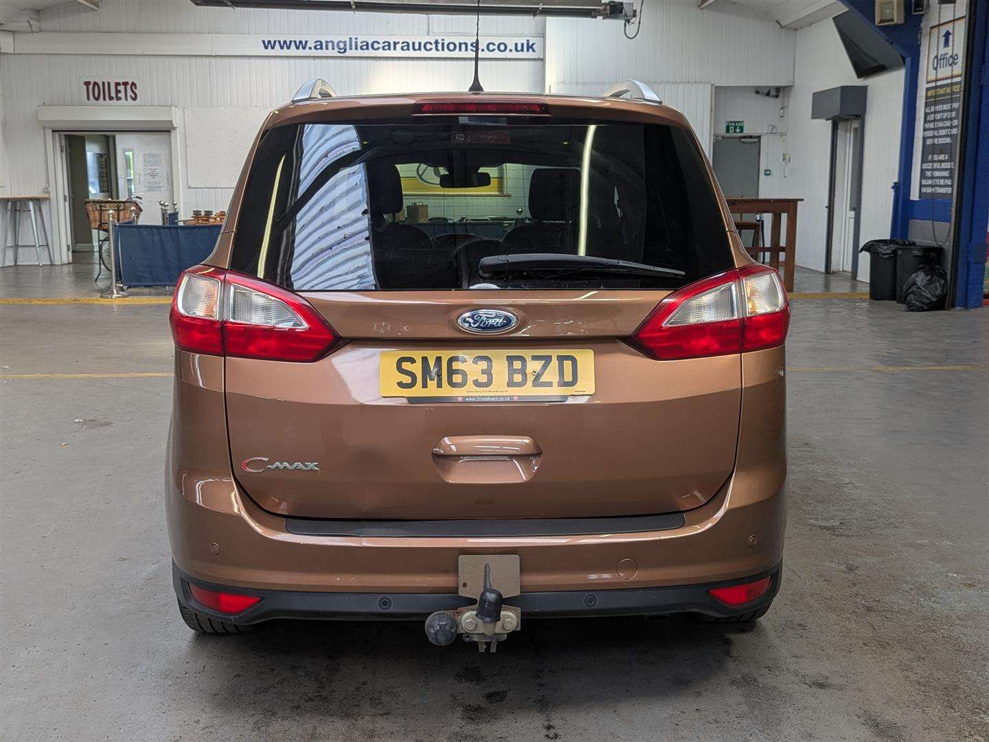 <p>2013 FORD GRAND C-MAX TITANIUM X TD</p>