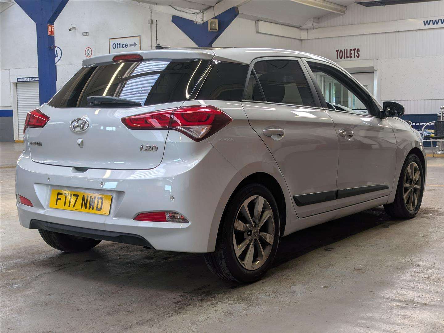 <p>2017 HYUNDAI I20 PREMIUM SE NAV MPI</p>