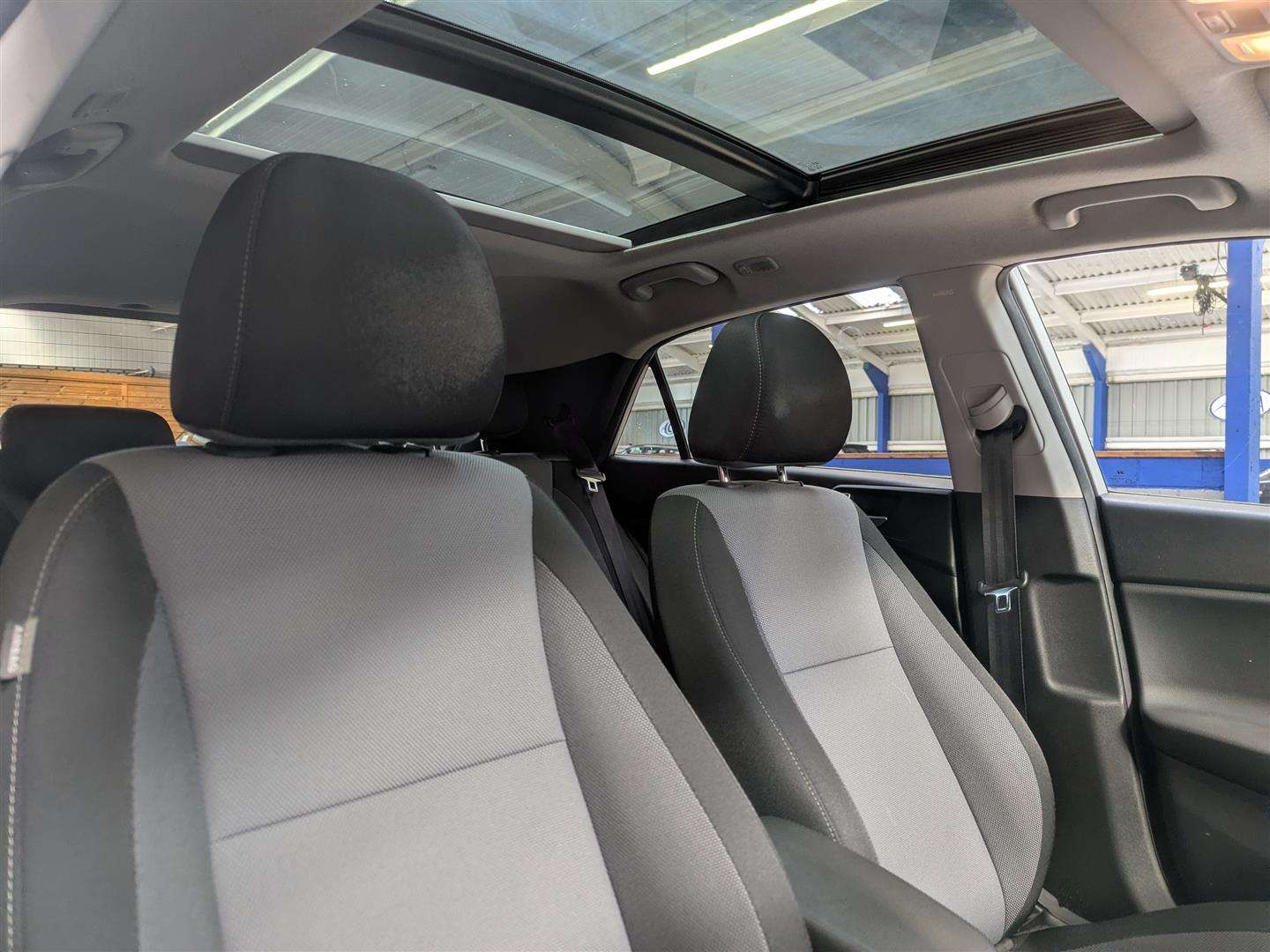 <p>2017 HYUNDAI I20 PREMIUM SE NAV MPI</p>