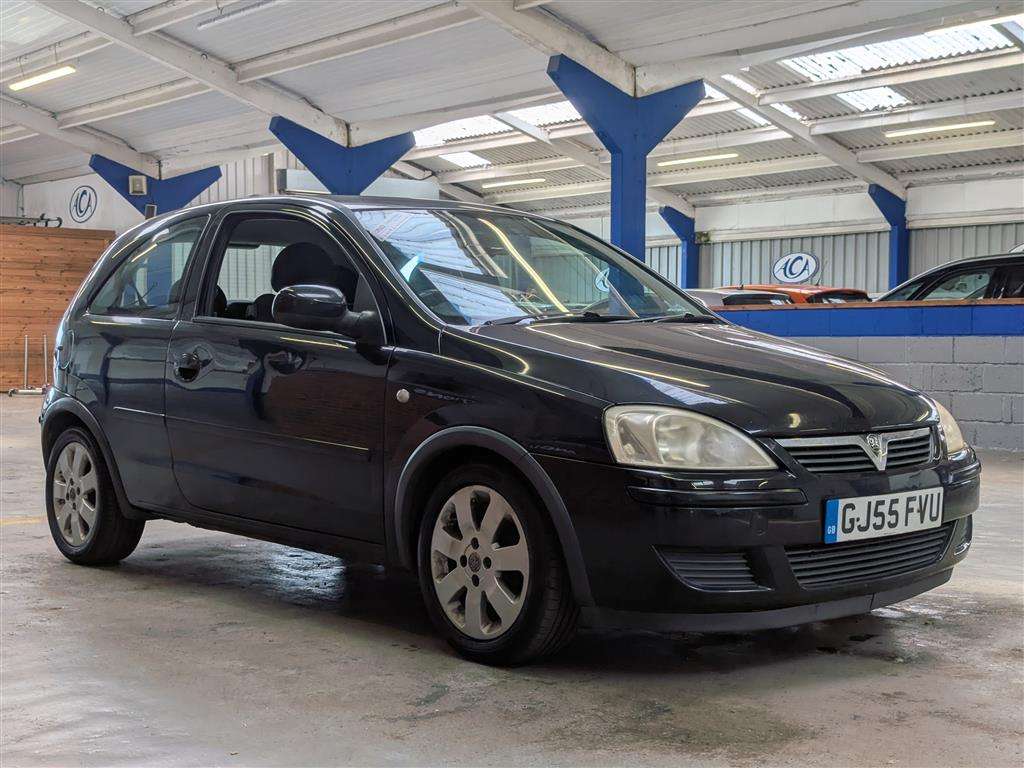 <p>2005 VAUXHALL CORSA BREEZE</p>