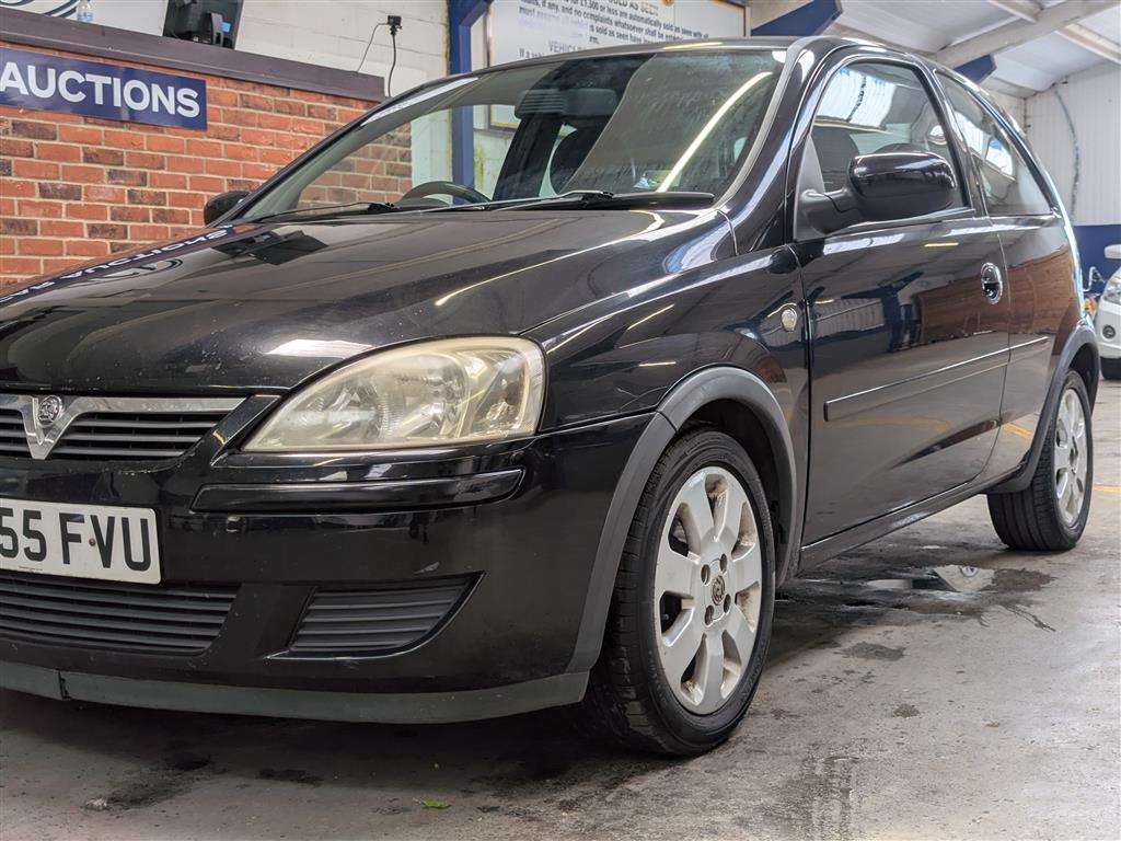 <p>2005 VAUXHALL CORSA BREEZE</p>