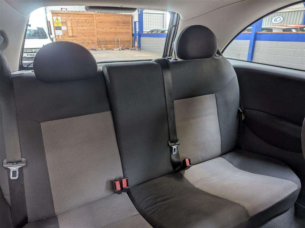 <p>2005 VAUXHALL CORSA BREEZE</p>