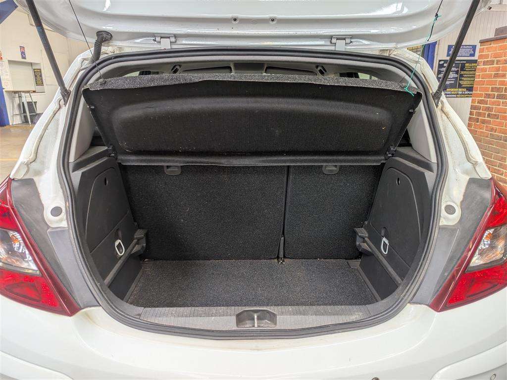 <p>2012 VAUXHALL CORSA SXI AC AUTO</p>