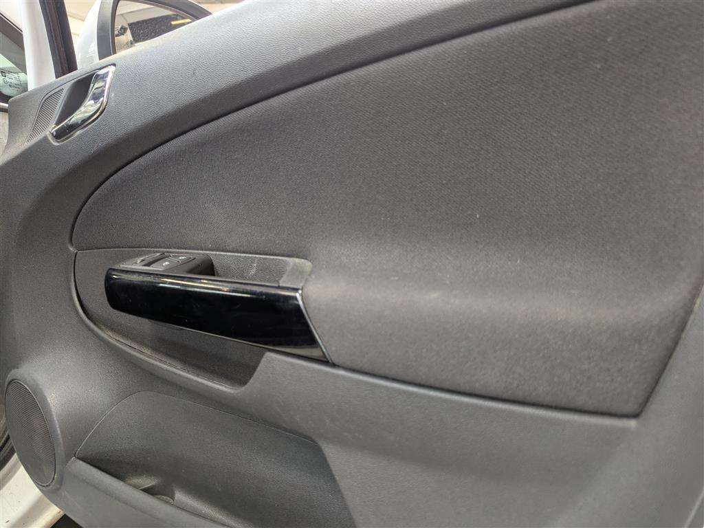 <p>2012 VAUXHALL CORSA SXI AC AUTO</p>