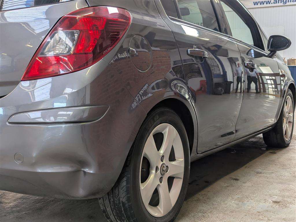<p>2013 VAUXHALL CORSA SXI AC</p>