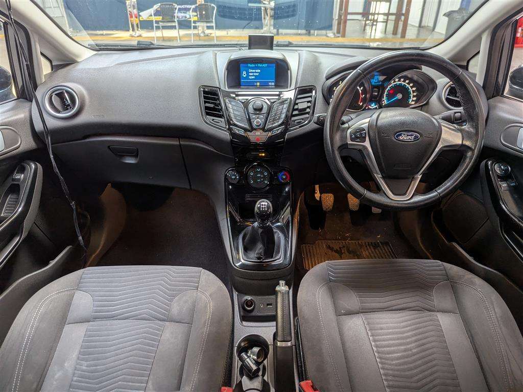 <p>2013 FORD FIESTA ZETEC</p>