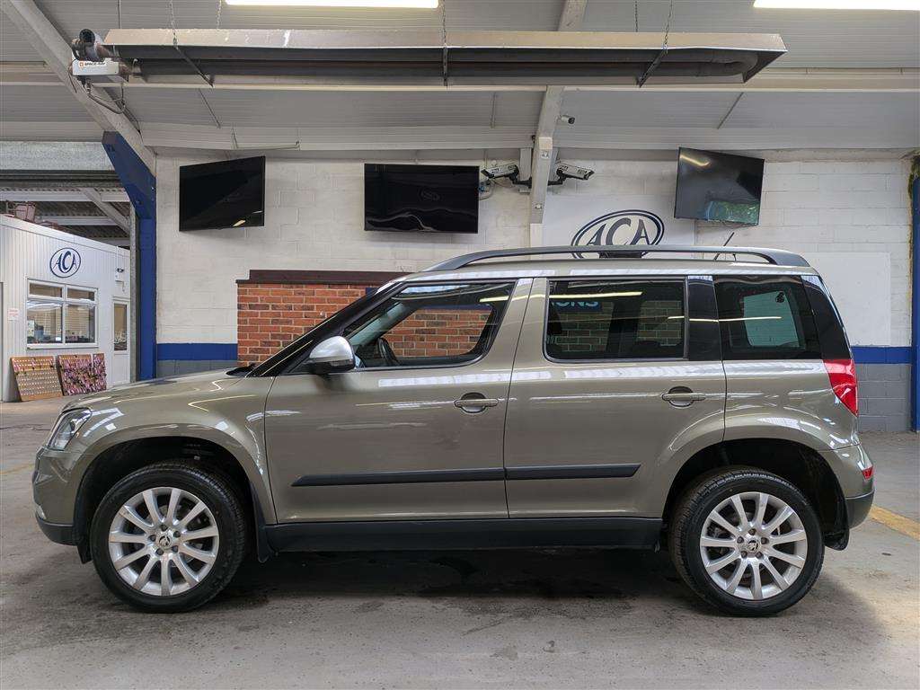 <p>2017 SKODA YETI OUTDOOR SE TSI</p>