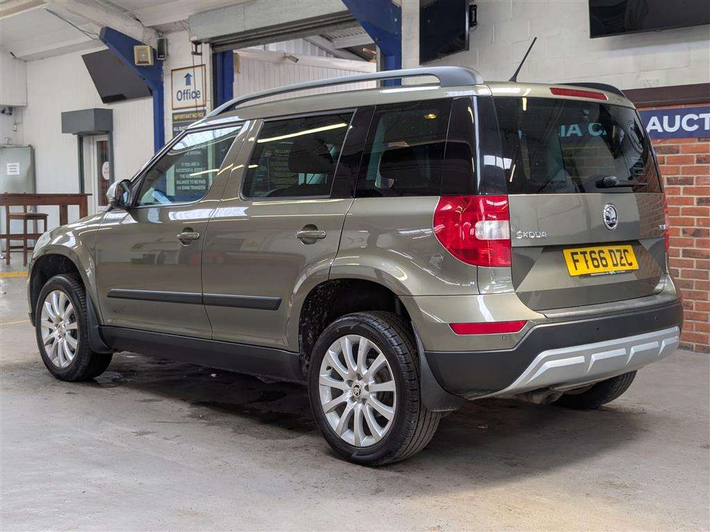<p>2017 SKODA YETI OUTDOOR SE TSI</p>