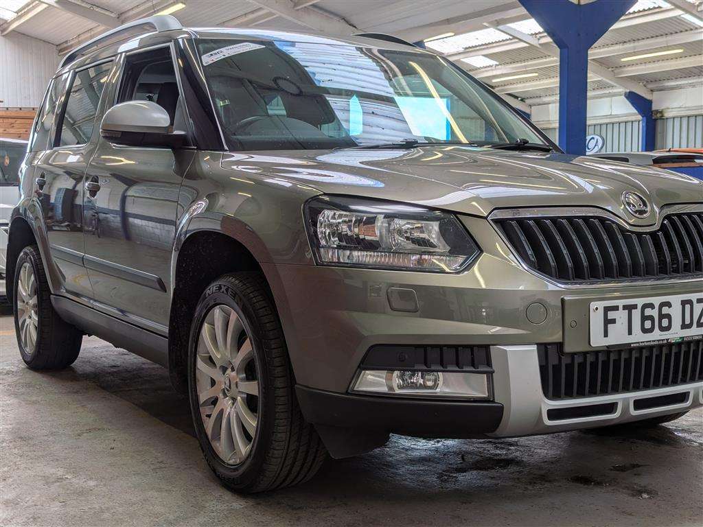 <p>2017 SKODA YETI OUTDOOR SE TSI</p>