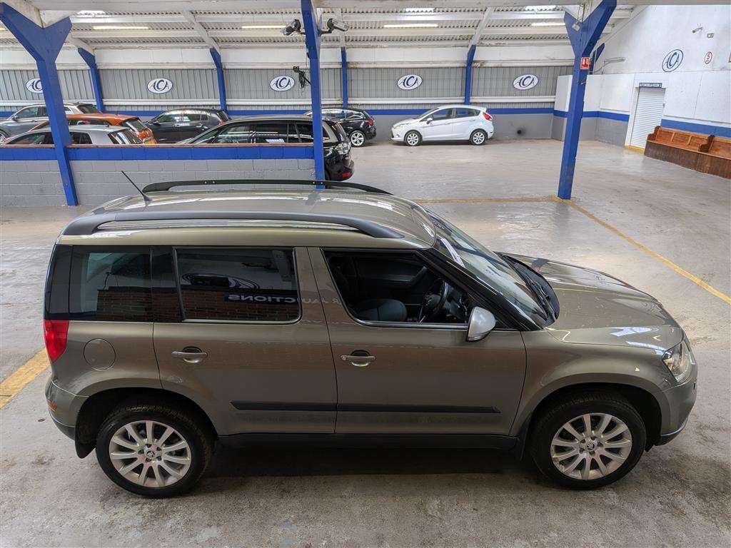 <p>2017 SKODA YETI OUTDOOR SE TSI</p>