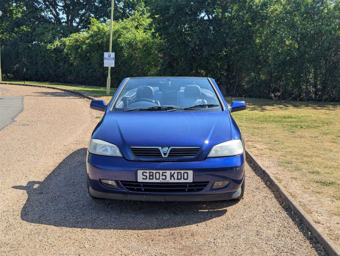 <p>2005 VAUXHALL ASTRA BERTONE EXCLUSIVE</p>