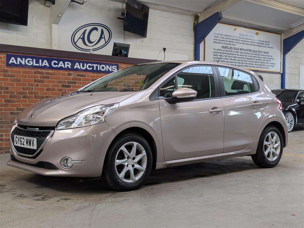 <p>2012 PEUGEOT 208 ACTIVE E-HDI S-A</p>