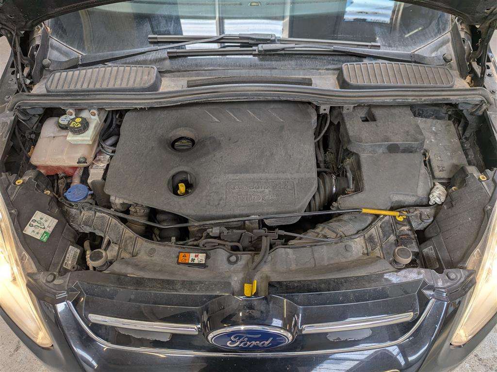 <p>2013 FORD C-MAX TITANIUM TDCI</p>