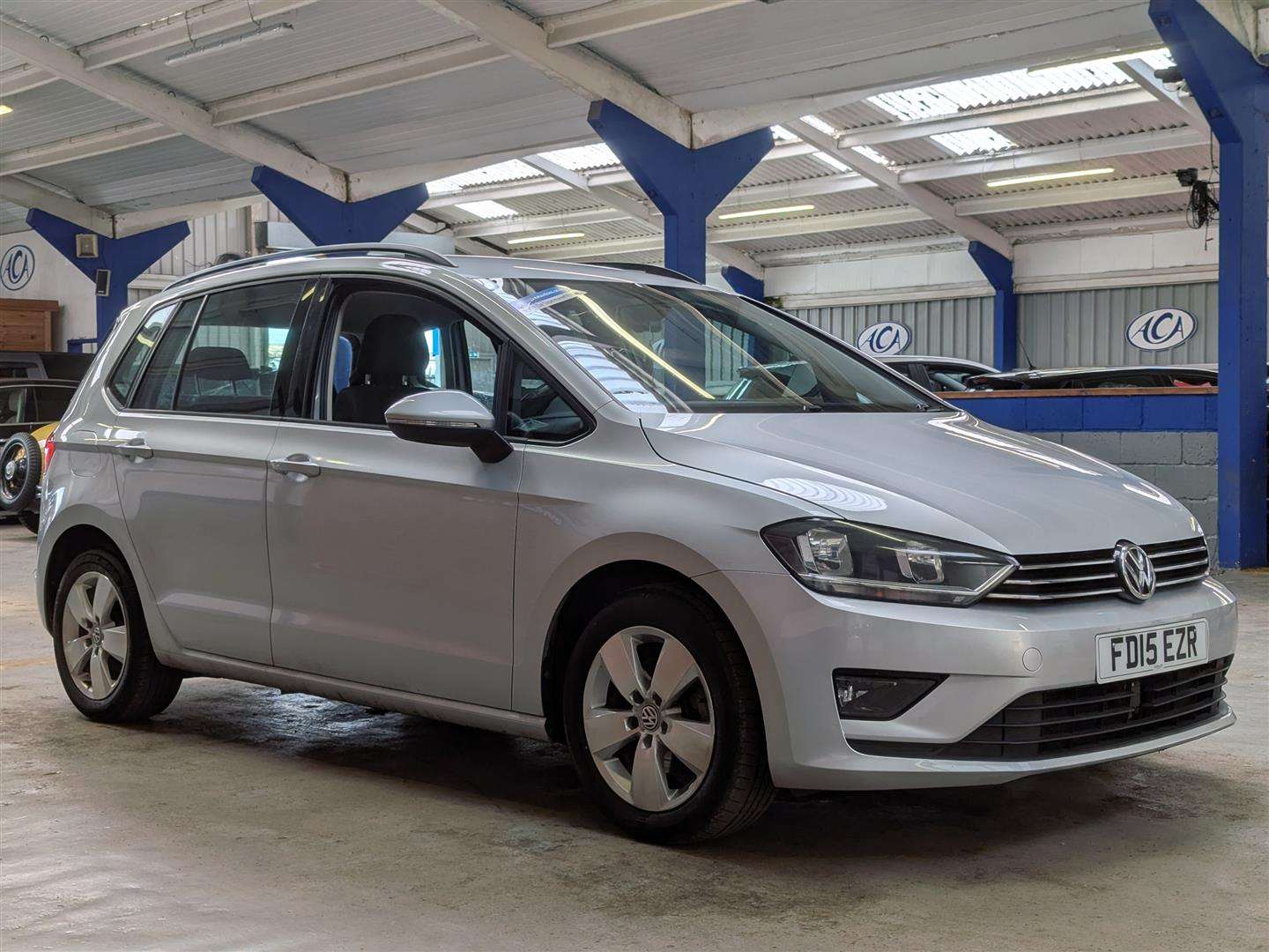 <p>2015 VOLKSWAGEN GOLF SV SE TDI</p>