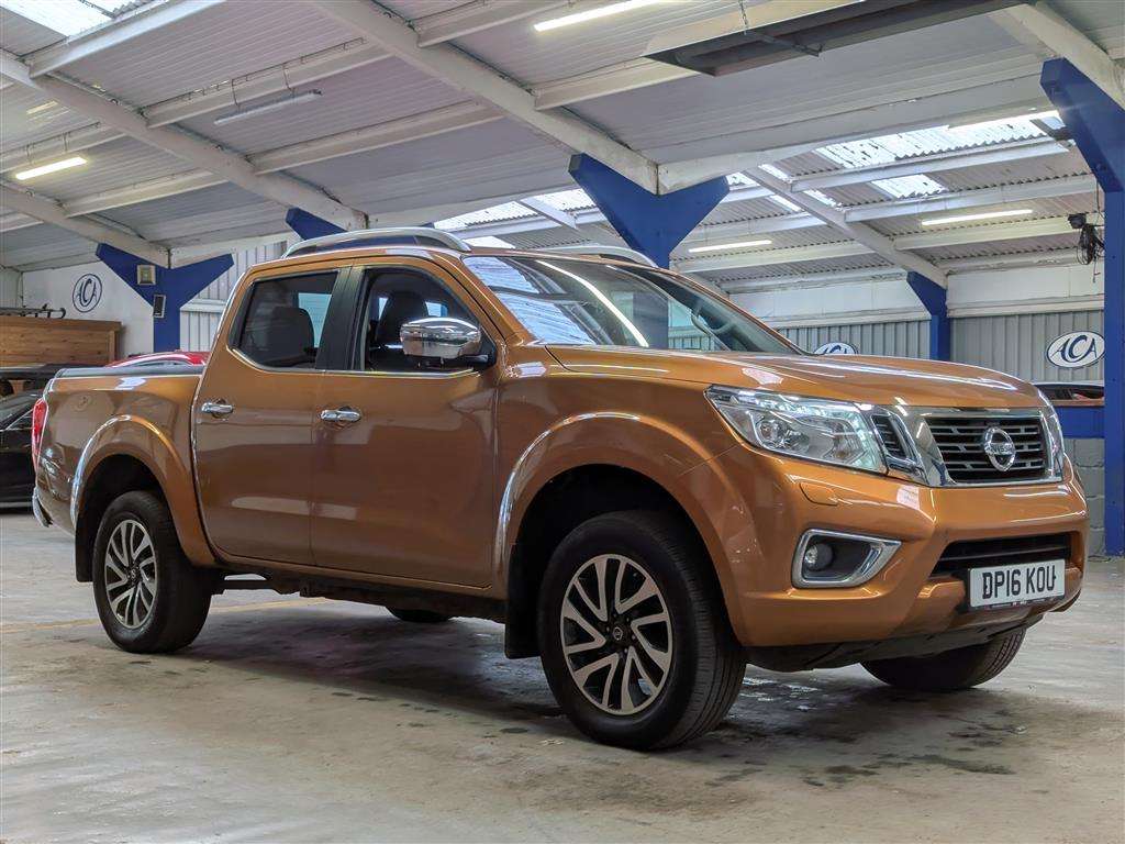 <p>2016 NISSAN NP300 NAVARA TEKNA DCI</p>
