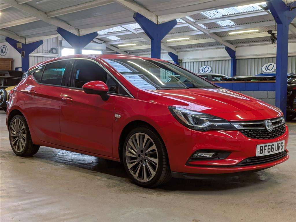 <p>2016 VAUXHALL ASTRA ELITE NAV CDTI BTUR</p>