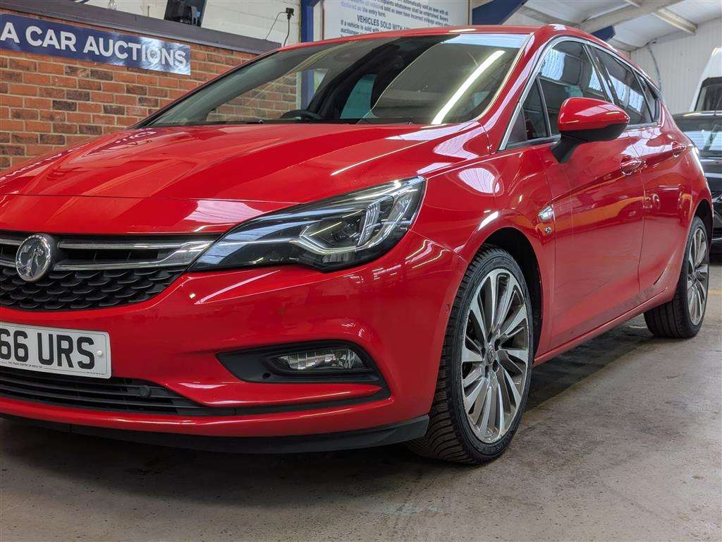 <p>2016 VAUXHALL ASTRA ELITE NAV CDTI BTUR</p>