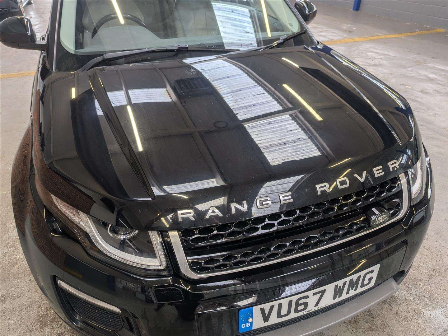 <p>2017 LAND ROVER RANGE ROVER EVOQUE SE TEC</p>