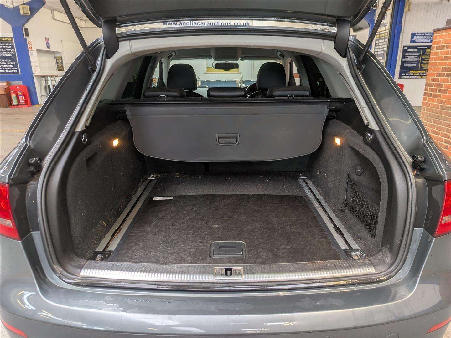 <p>2014 AUDI A4 ALLROAD TDI QUATTRO AUTO</p>