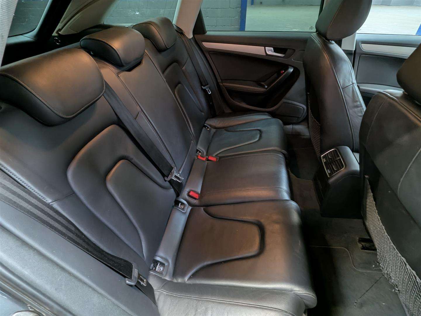 <p>2014 AUDI A4 ALLROAD TDI QUATTRO AUTO</p>
